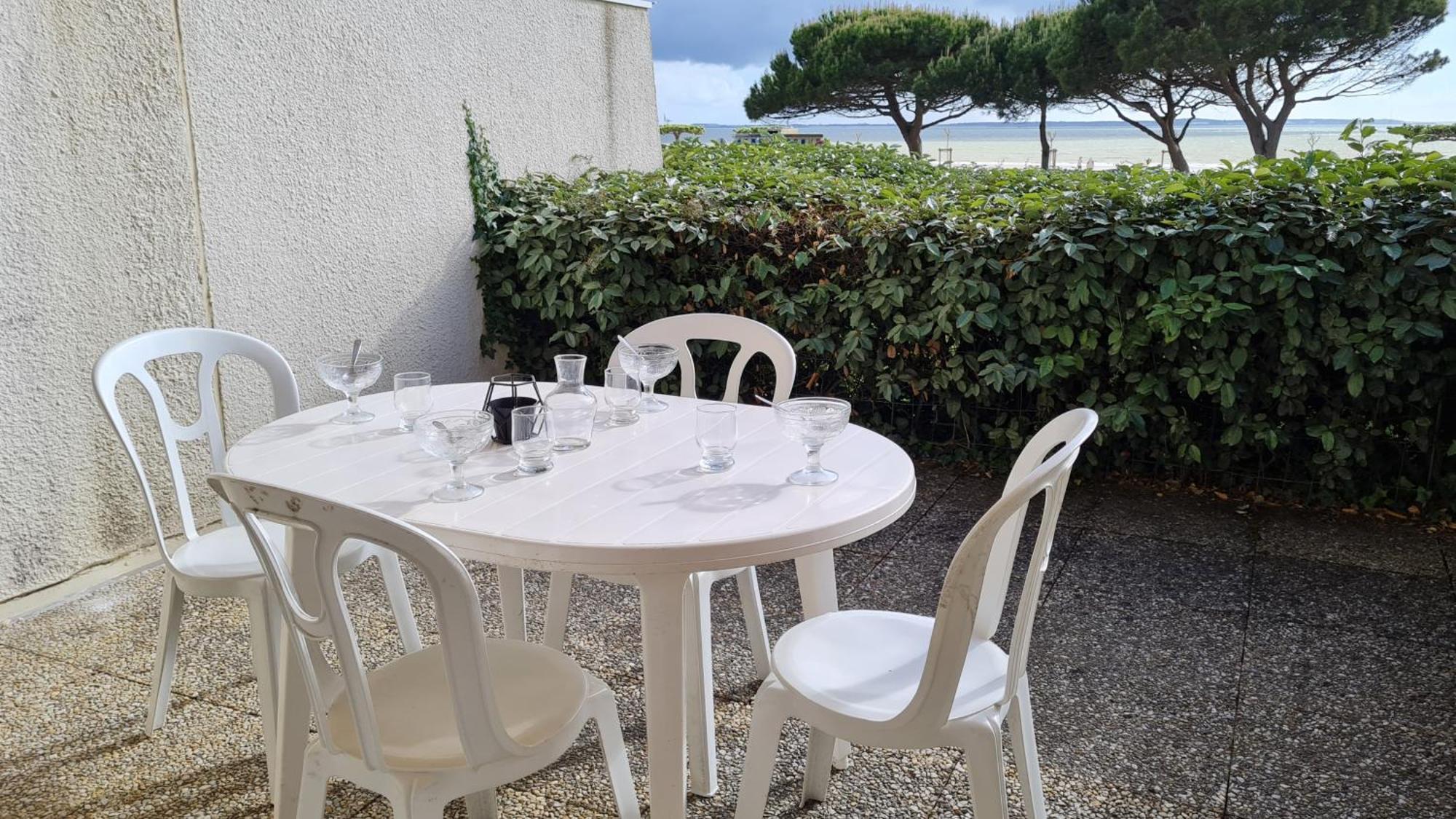 Saint Georges De Didonne - Vue Mer Pour Ce Studio Cosy En Rez-De-Chaussee 外观 照片