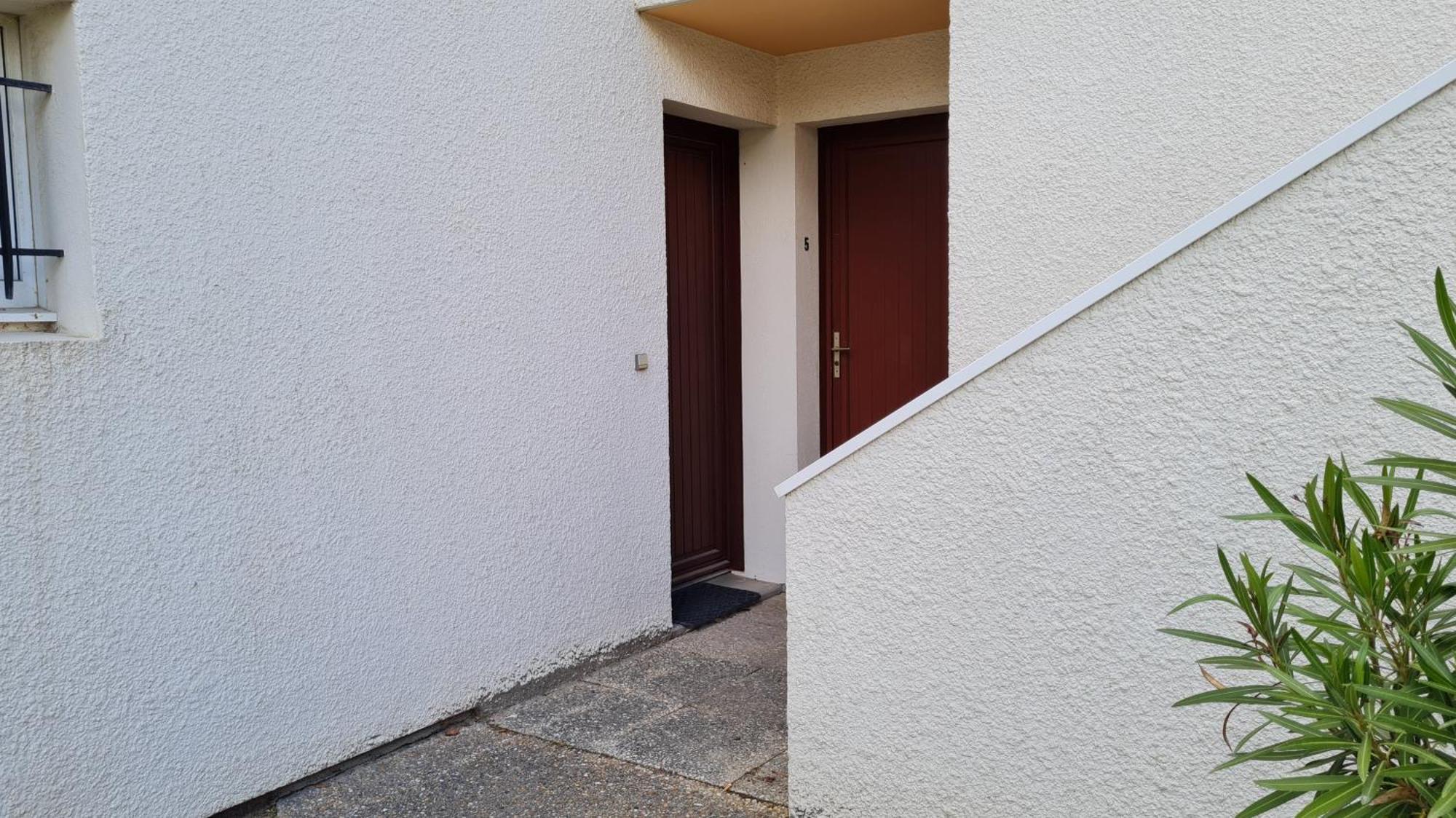 Saint Georges De Didonne - Vue Mer Pour Ce Studio Cosy En Rez-De-Chaussee 外观 照片