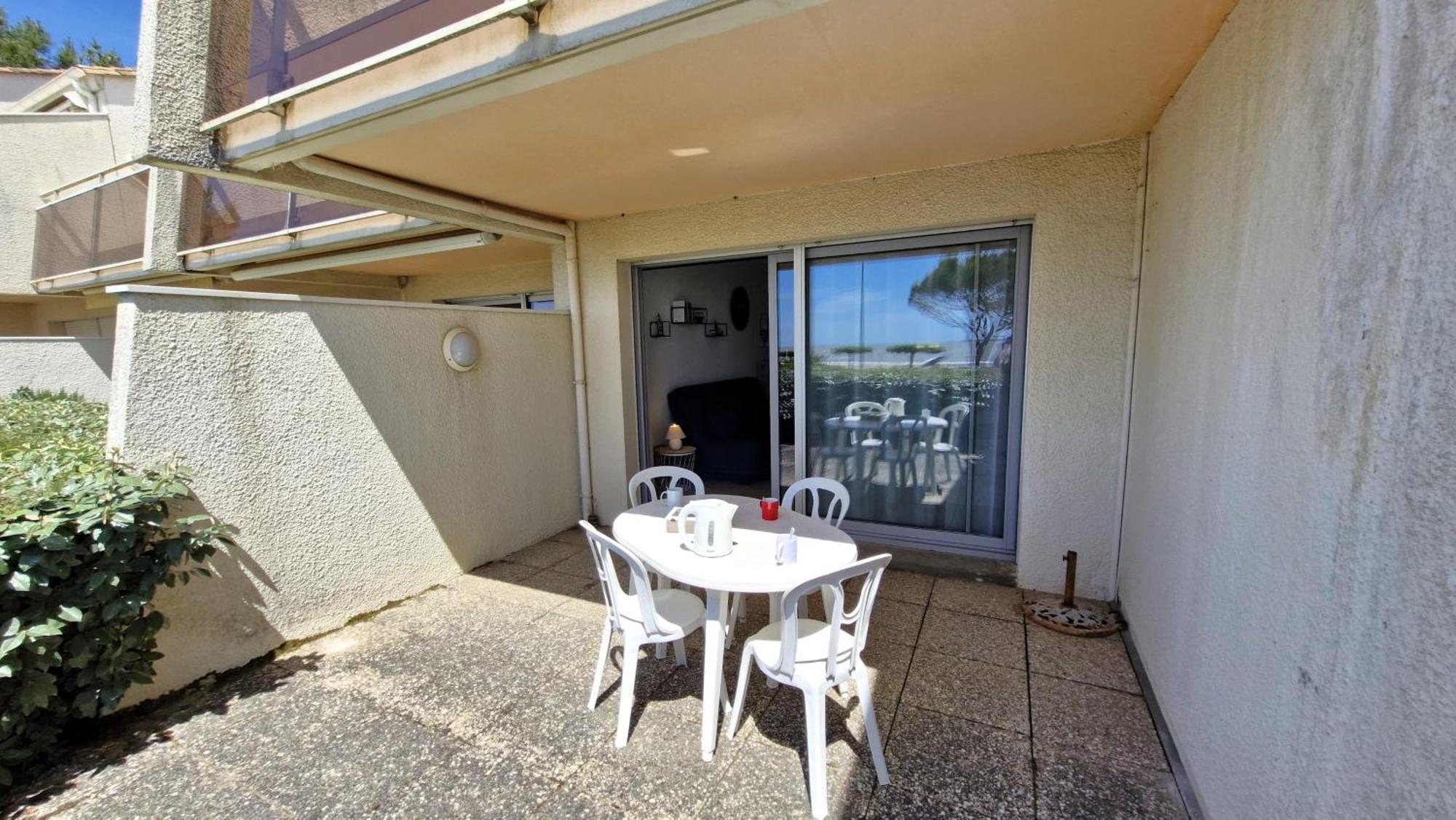 Saint Georges De Didonne - Vue Mer Pour Ce Studio Cosy En Rez-De-Chaussee 外观 照片